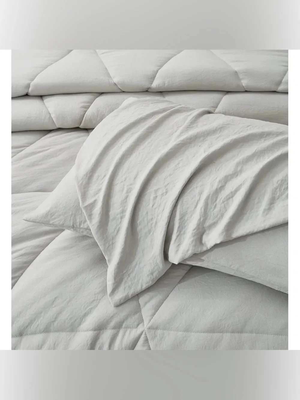 Light Gray 3 piece king Quilted Microfiber Comforter